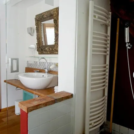 Apartment Alte Schulhaus Am Schlossberg *