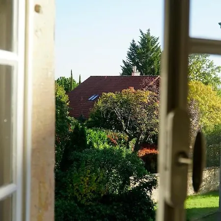 Alte Schulhaus Am Schlossberg *